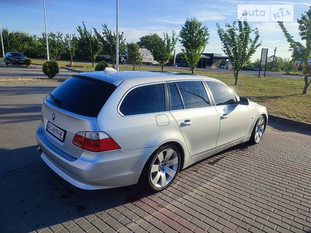 BMW 525 2005  випуску Ужгород з двигуном 0 л дизель універсал автомат за 7700 долл. 