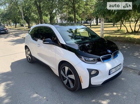 BMW i3 2017  випуску Київ з двигуном 0 л електро хэтчбек автомат за 27000 долл. 