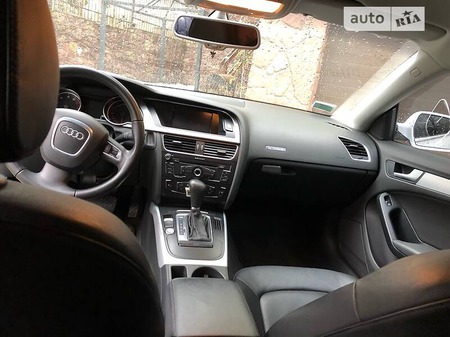 Audi A5 Sportback 2011  випуску Львів з двигуном 2 л бензин седан автомат за 13500 долл. 