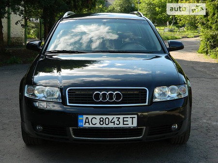 Audi A4 Limousine 2003  випуску Рівне з двигуном 2.5 л дизель універсал автомат за 4500 долл. 