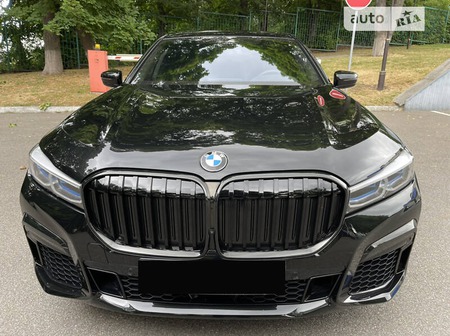 BMW 760 2020  випуску Київ з двигуном 6.6 л бензин седан автомат за 114000 долл. 