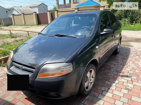 Chevrolet Aveo 2006  випуску Дніпро з двигуном 1.5 л бензин седан механіка за 3900 долл. 