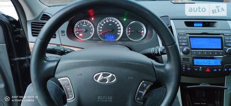 Hyundai Sonata 2008  випуску Вінниця з двигуном 2.4 л  седан автомат за 7300 долл. 