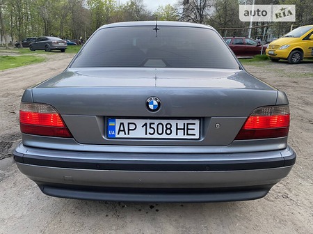 BMW 735 1995  випуску Запоріжжя з двигуном 3.5 л  седан автомат за 3900 долл. 