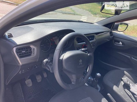Peugeot 301 2019  випуску Київ з двигуном 0 л бензин седан механіка за 8700 долл. 