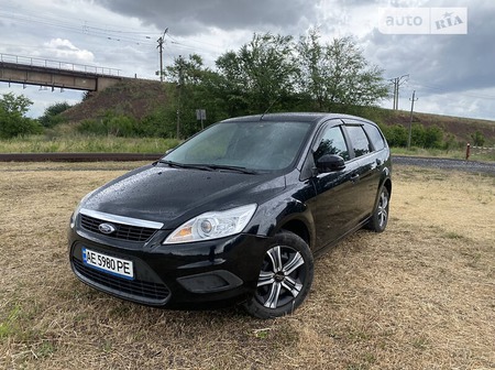 Ford Focus 2009  випуску Дніпро з двигуном 1.8 л дизель універсал механіка за 5000 долл. 