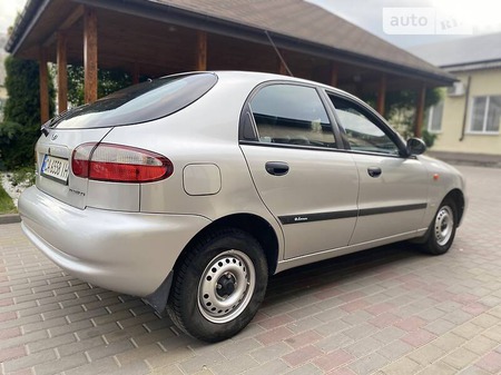 Daewoo Lanos 2003  випуску Черкаси з двигуном 0 л бензин хэтчбек механіка за 2999 долл. 