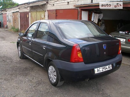 Dacia Logan 2005  випуску Луцьк з двигуном 1.4 л бензин седан  за 3300 долл. 