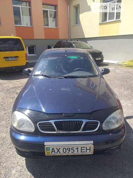 Daewoo Lanos 2007  випуску Чернівці з двигуном 1.5 л  седан механіка за 1950 долл. 