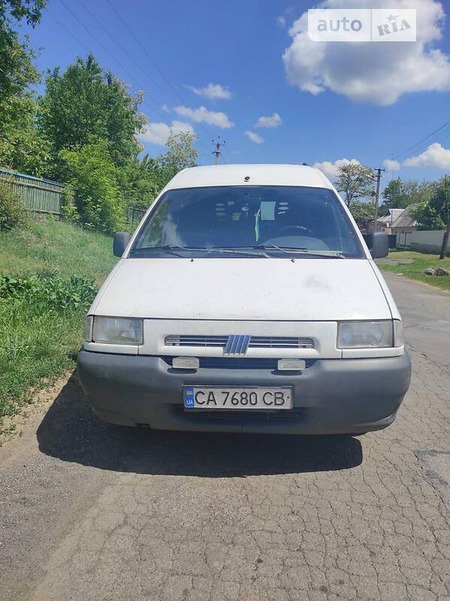 Fiat Scudo 1998  випуску Черкаси з двигуном 1.9 л  мінівен механіка за 3000 долл. 