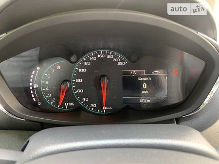Chevrolet Tracker 2017  випуску Дніпро з двигуном 1.8 л бензин позашляховик механіка за 13100 долл. 