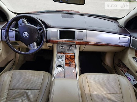 Jaguar XF 2008  випуску Запоріжжя з двигуном 4.2 л  седан автомат за 12999 долл. 