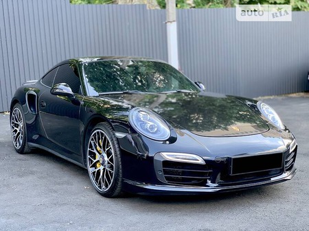 Porsche 911 2013  випуску Київ з двигуном 3.8 л бензин купе автомат за 114500 долл. 