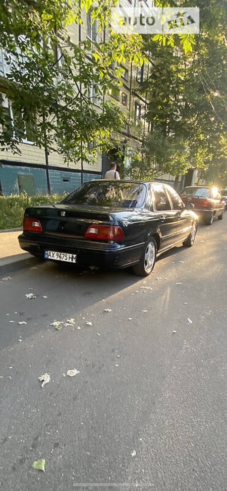 Honda Legend 1994  випуску Дніпро з двигуном 3.2 л бензин седан автомат за 2600 долл. 