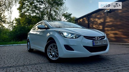 Hyundai Elantra 2013  випуску Одеса з двигуном 1.6 л  седан автомат за 8699 долл. 