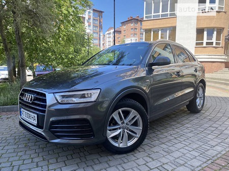 Audi Q3 2017  випуску Івано-Франківськ з двигуном 2 л бензин позашляховик автомат за 18500 долл. 