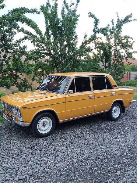 Lada 2103 1978  випуску Дніпро з двигуном 0 л  седан  за 1199 долл. 