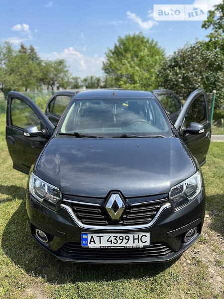 Renault Logan 2017  випуску Івано-Франківськ з двигуном 0.9 л бензин седан механіка за 7500 долл. 