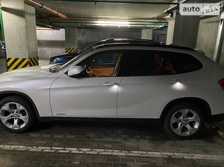 BMW X1 2013  випуску Київ з двигуном 2 л бензин позашляховик автомат за 14500 долл. 