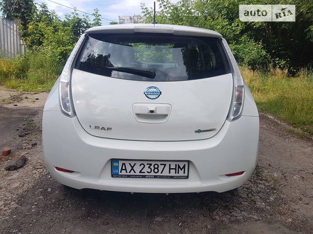 Nissan Leaf 2015  випуску Харків з двигуном 0 л електро хэтчбек автомат за 15000 долл. 