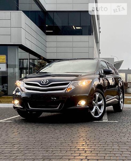 Toyota Venza 2015  випуску Вінниця з двигуном 3.5 л бензин універсал автомат за 20500 долл. 