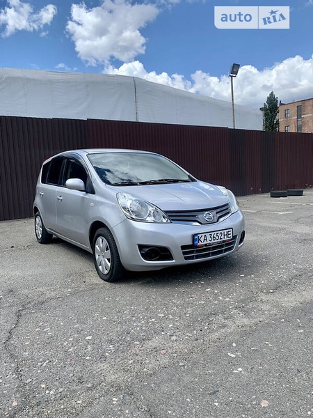 Nissan Note 2012  випуску Київ з двигуном 1.5 л бензин хэтчбек автомат за 7500 долл. 