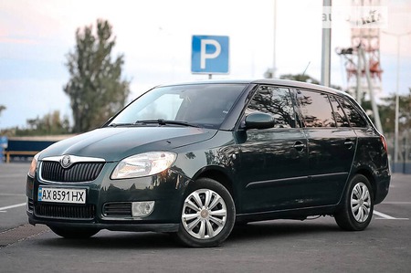 Skoda Fabia 2008  випуску Дніпро з двигуном 1.4 л дизель універсал механіка за 3800 долл. 