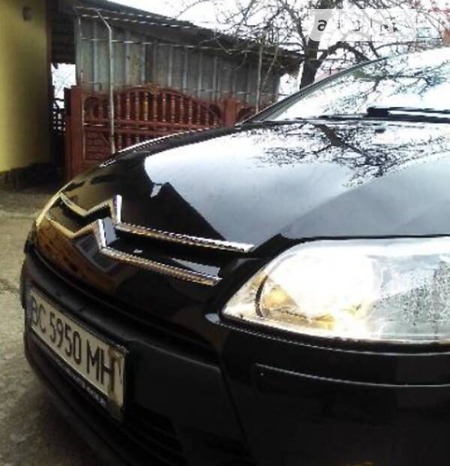 Citroen C4 2009  випуску Львів з двигуном 0 л бензин хэтчбек механіка за 4799 долл. 