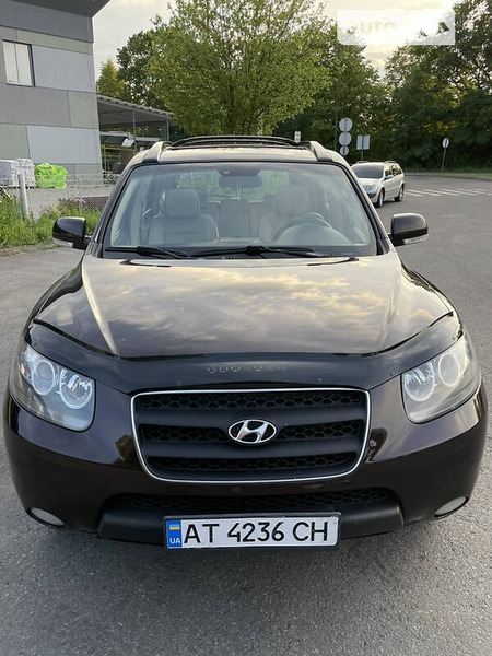Hyundai Santa Fe 2009  випуску Івано-Франківськ з двигуном 2.2 л дизель позашляховик автомат за 11300 долл. 