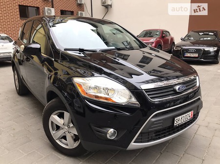 Ford Kuga 2011  випуску Львів з двигуном 2 л дизель позашляховик механіка за 10499 долл. 