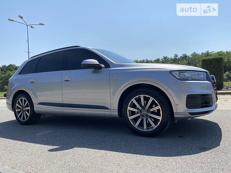 Audi Q7 2018  випуску Львів з двигуном 0 л  позашляховик автомат за 57500 долл. 