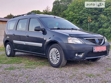 Dacia Logan MCV 2008  випуску Київ з двигуном 1.6 л  універсал механіка за 5500 долл. 