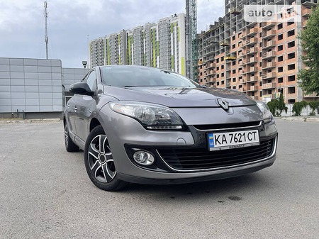 Renault Megane 2013  випуску Київ з двигуном 0 л дизель хэтчбек механіка за 7000 долл. 