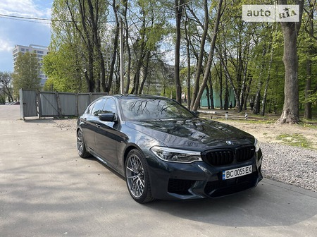 BMW M5 2018  випуску Львів з двигуном 4.4 л бензин седан автомат за 103000 долл. 