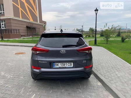 Hyundai Tucson 2018  випуску Київ з двигуном 0 л дизель позашляховик автомат за 28500 долл. 