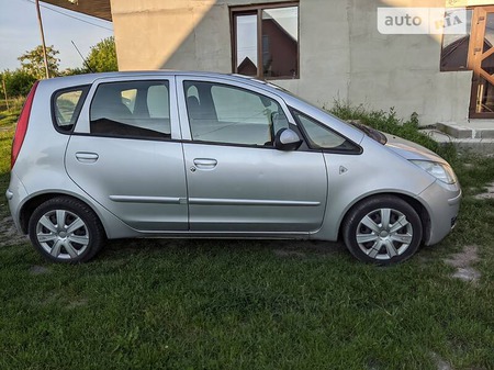 Mitsubishi Colt 2004  випуску Луцьк з двигуном 0 л бензин хэтчбек механіка за 3300 долл. 