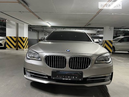 BMW 750 2012  випуску Київ з двигуном 4.4 л  седан автомат за 26800 долл. 