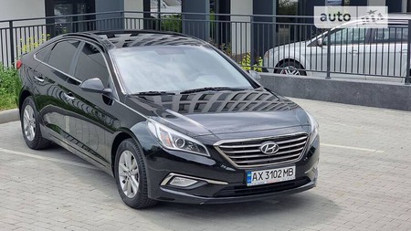 Hyundai Sonata 2014  випуску Вінниця з двигуном 2 л газ седан автомат за 11700 долл. 