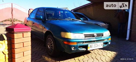 Toyota Corolla 1995  випуску Дніпро з двигуном 0 л  седан механіка за 2500 долл. 