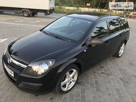 Opel Astra 2006  выпуска Львов с двигателем 1.6 л бензин универсал механика за 5950 долл. 
