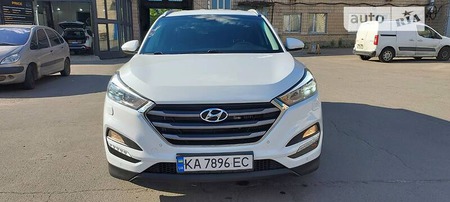 Hyundai Tucson 2016  випуску Київ з двигуном 2 л дизель позашляховик автомат за 22300 долл. 