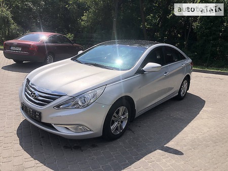 Hyundai Sonata 2013  випуску Луцьк з двигуном 2 л газ седан автомат за 8500 долл. 