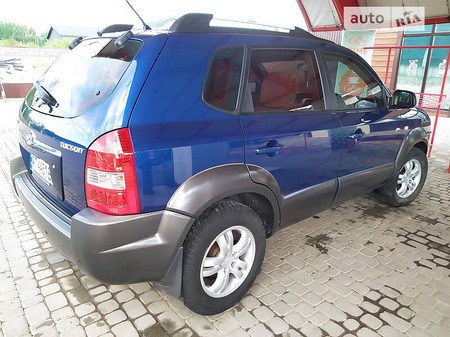 Hyundai Tucson 2006  випуску Івано-Франківськ з двигуном 2 л  позашляховик механіка за 7500 долл. 