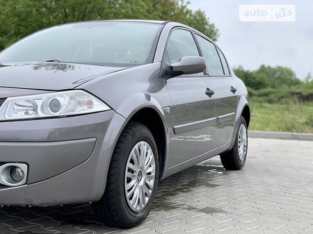 Renault Megane 2008  випуску Вінниця з двигуном 1.4 л бензин седан механіка за 4550 долл. 