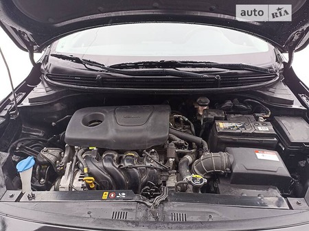 KIA Rio 2019  випуску Хмельницький з двигуном 1.6 л бензин седан автомат за 13300 долл. 