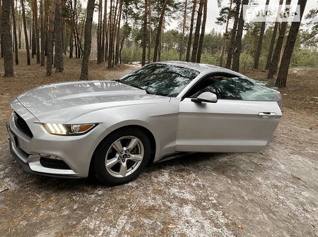 Ford Mustang 2017  випуску Полтава з двигуном 3.7 л бензин купе автомат за 18500 долл. 