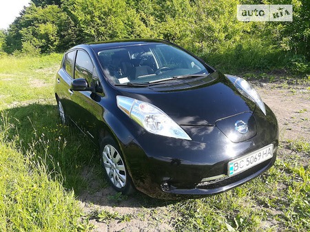 Nissan Leaf 2014  випуску Львів з двигуном 0 л електро хэтчбек автомат за 13000 долл. 