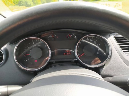 Peugeot 5008 2009  випуску Луцьк з двигуном 0 л бензин мінівен механіка за 5000 долл. 