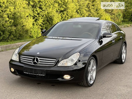 Mercedes-Benz CLS 300 2007  випуску Рівне з двигуном 3 л дизель седан автомат за 12888 долл. 