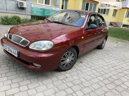 Daewoo Lanos 2004  випуску Хмельницький з двигуном 1.5 л бензин хэтчбек механіка за 2850 долл. 